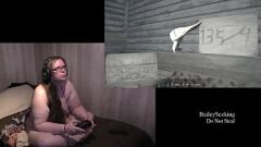 Reproduzir Naughty Resident Evil 7: Tatted Brunette's Explictic Play through (Part 5)
