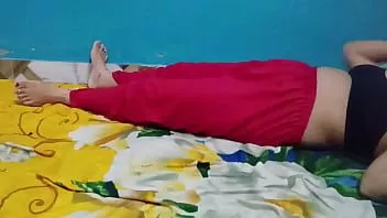 play বিদ্যুৎ চলে গেলে কাজের মেয়েটি আমাদের ঘরে ঘুমাচ্ছিল।