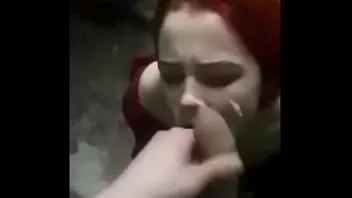 Abspielen Eine gute Zusammenstellung von Amateur-Blowjobs