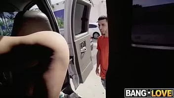 Reproducir Abella peligro en el autobús charley persecución, jay bangher