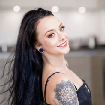 Gwiazda porno Alessa Savage