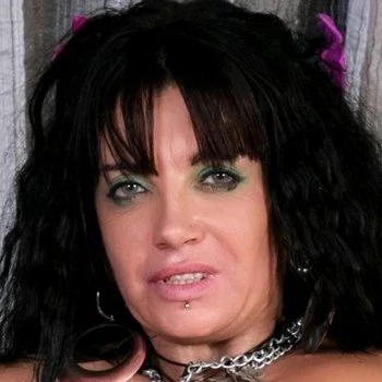 পর্নস্টার Zoe Azuli